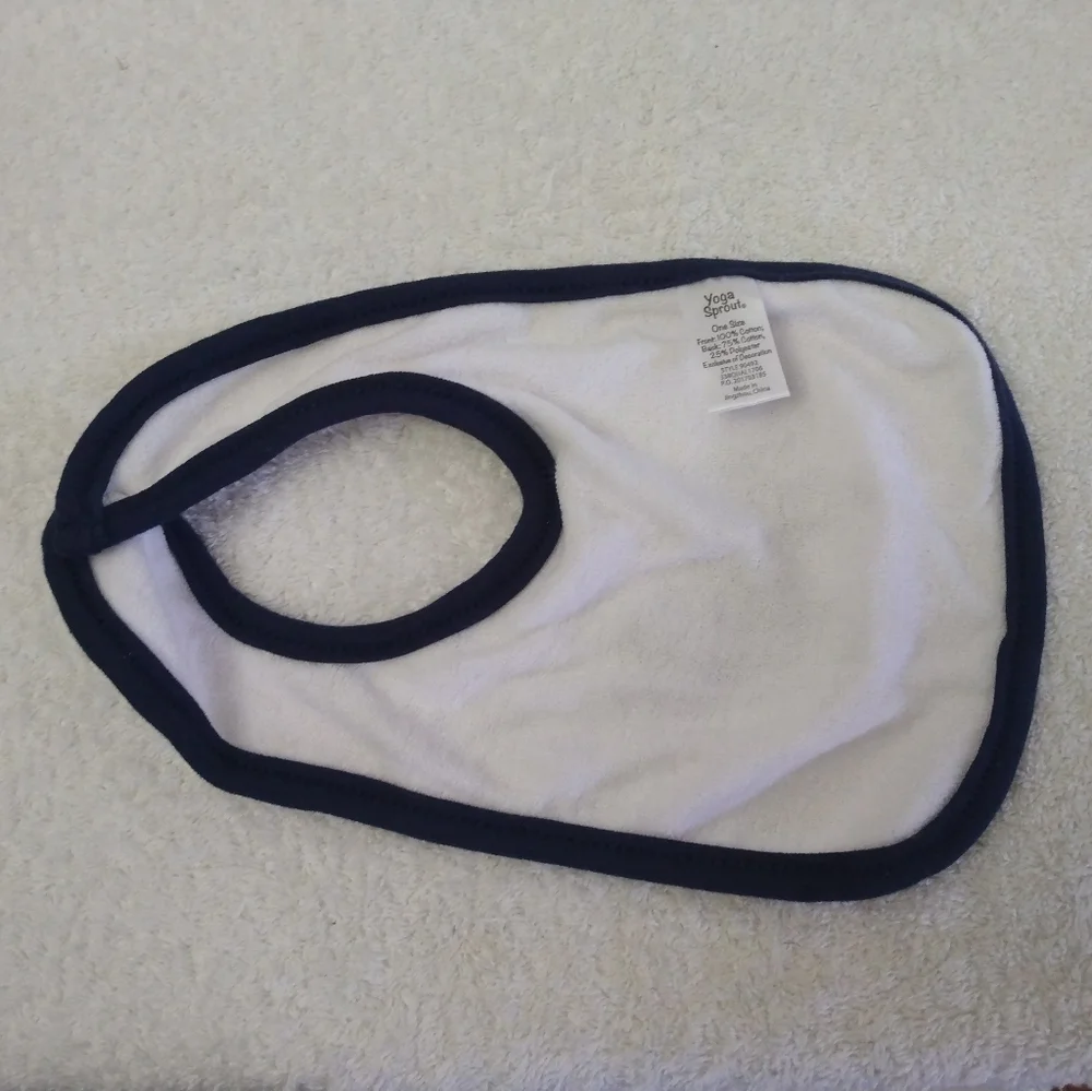 3/$10 🌟 NWOT Yoga Sprout Baby Bib 